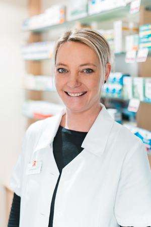 Pharmazeutisch-kaufmännische Angestellte Jennifer Köster